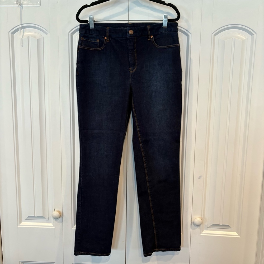 Chico’s The So Lifting Slim Jeans Size 0.5‎ Short (Size S/6)